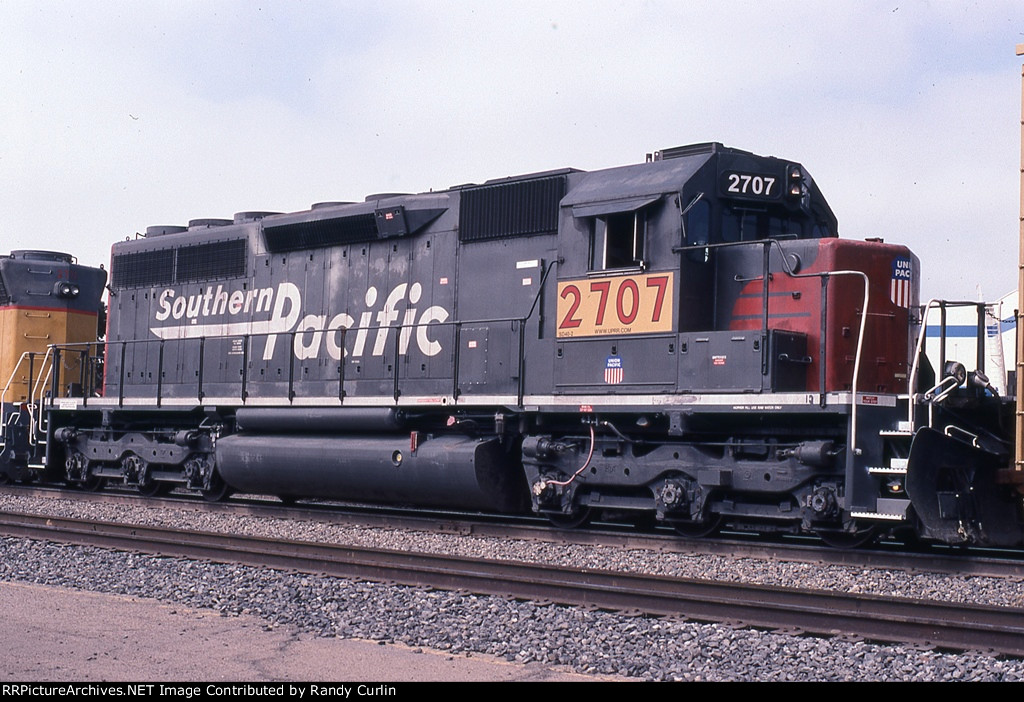 UP 2707 at Oxnard